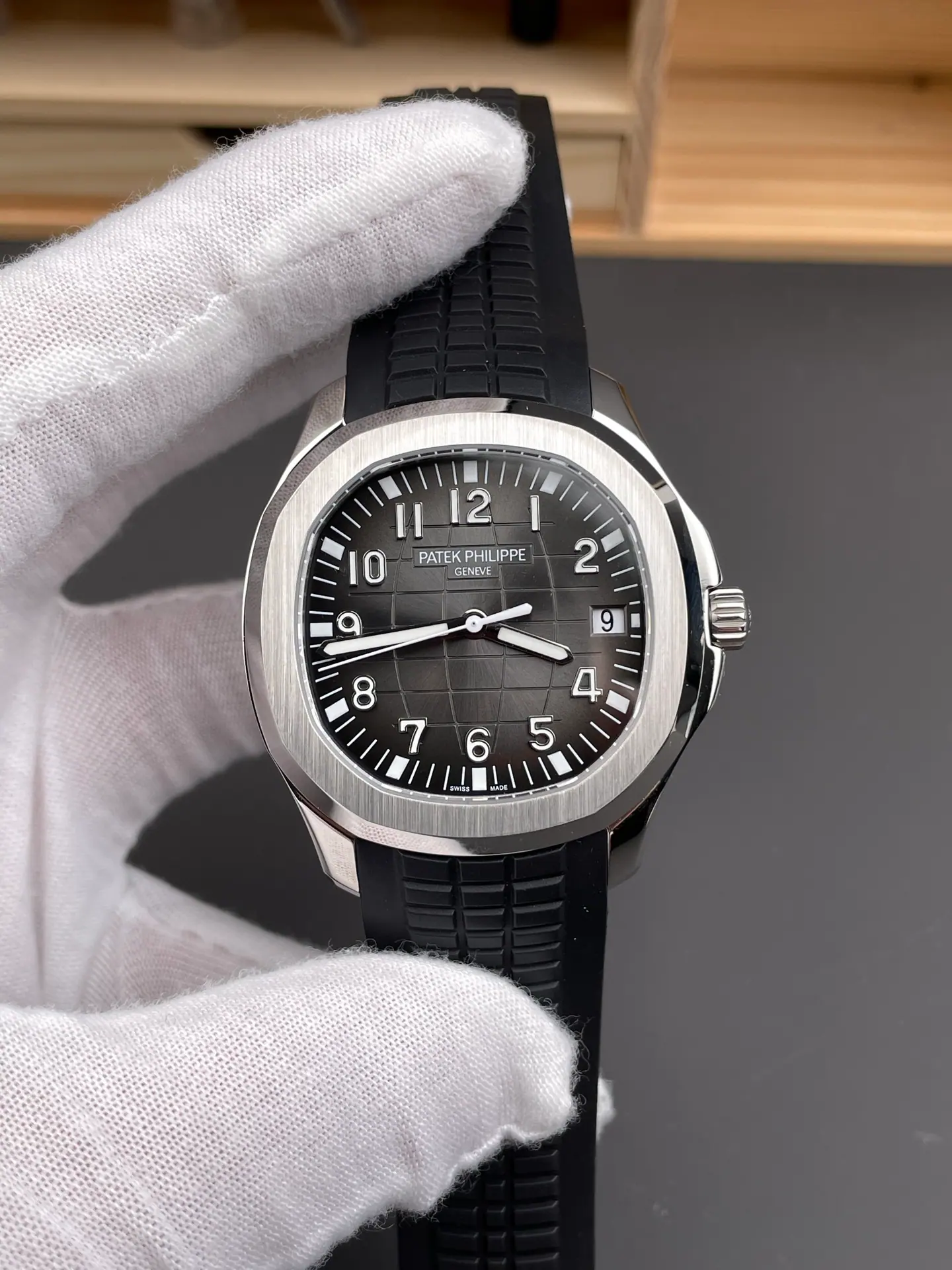 BBF | 324/330 机芯 l 40mm l 百达翡丽 Aquanaut 5167R 手表