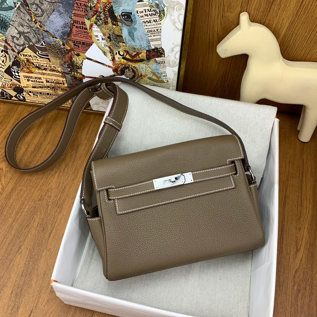 爱马仕 Kelly Messenger PM 25cm