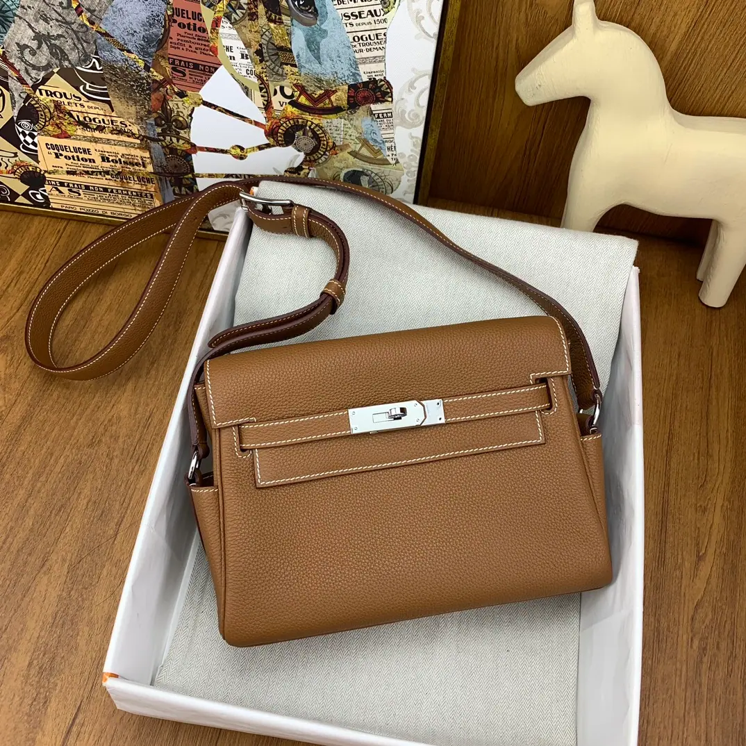 爱马仕 Kelly Messenger PM 25cm