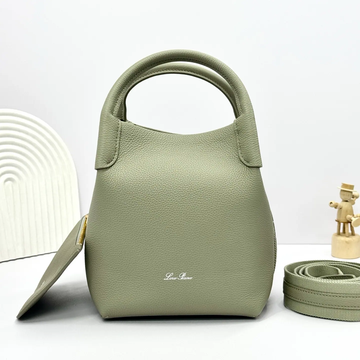 Loro Piana Small Bale 包 17X17X21 cm
