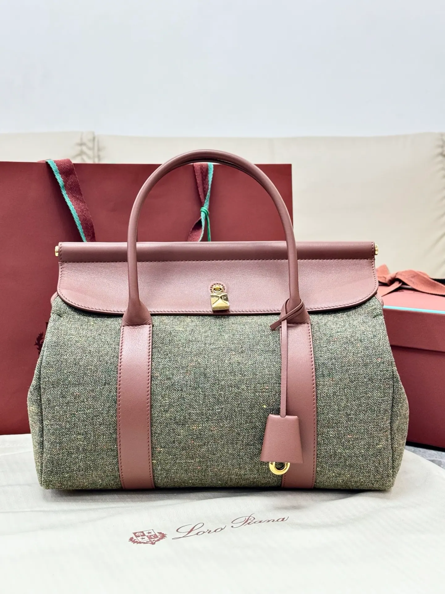 Loro Piana Room 包 L32 32×23×18cm