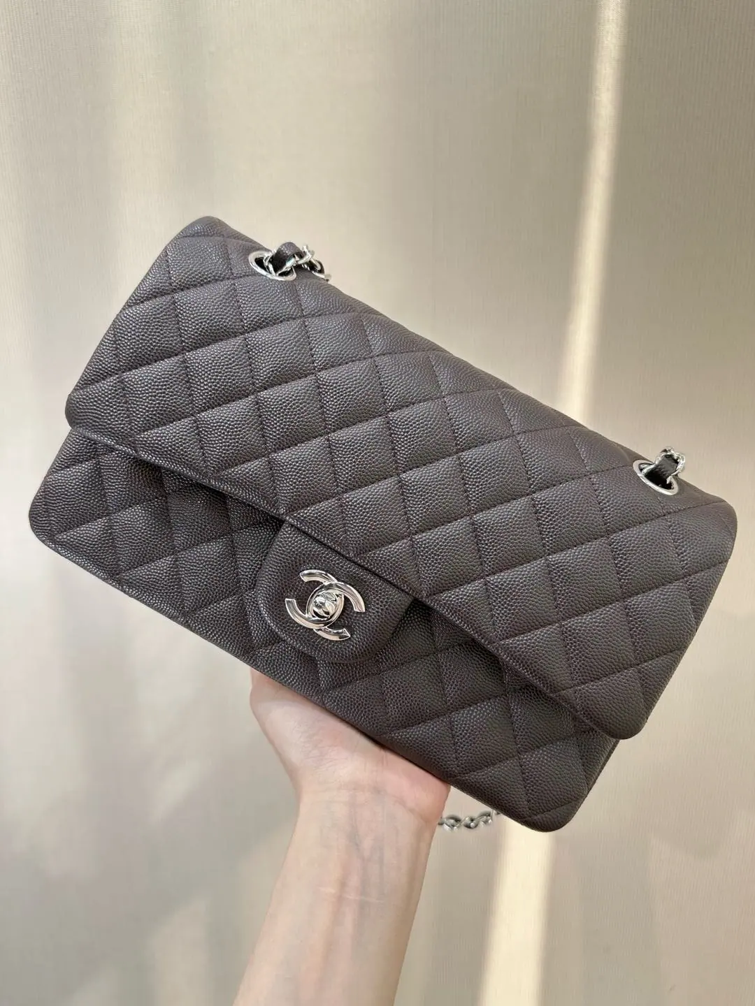 ƆC Classic Caviar Flap Bag Medium 25cm 112