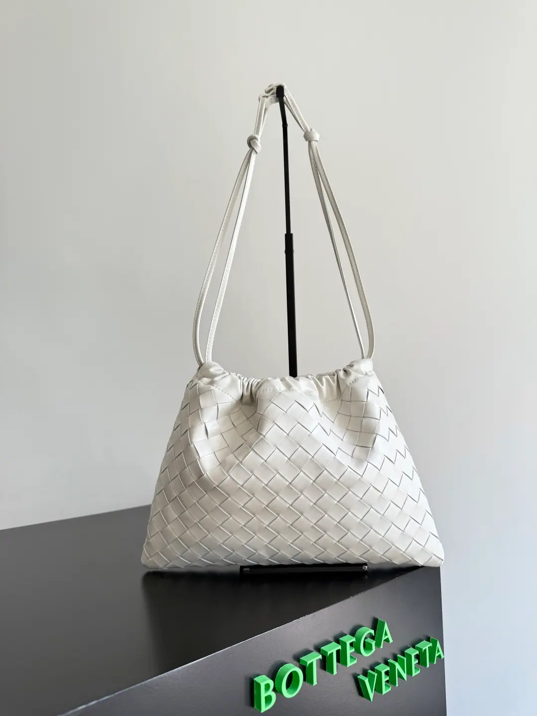 Bottega Veneta 防尘袋 女士单肩包 796728 32*23*1cm