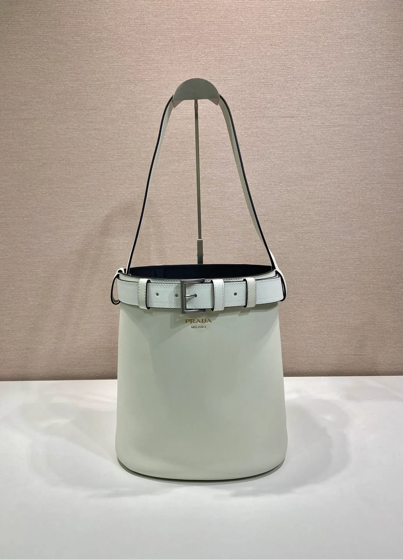 Prada 中号皮革单肩包 1BE085 21.5x22.5x13cm