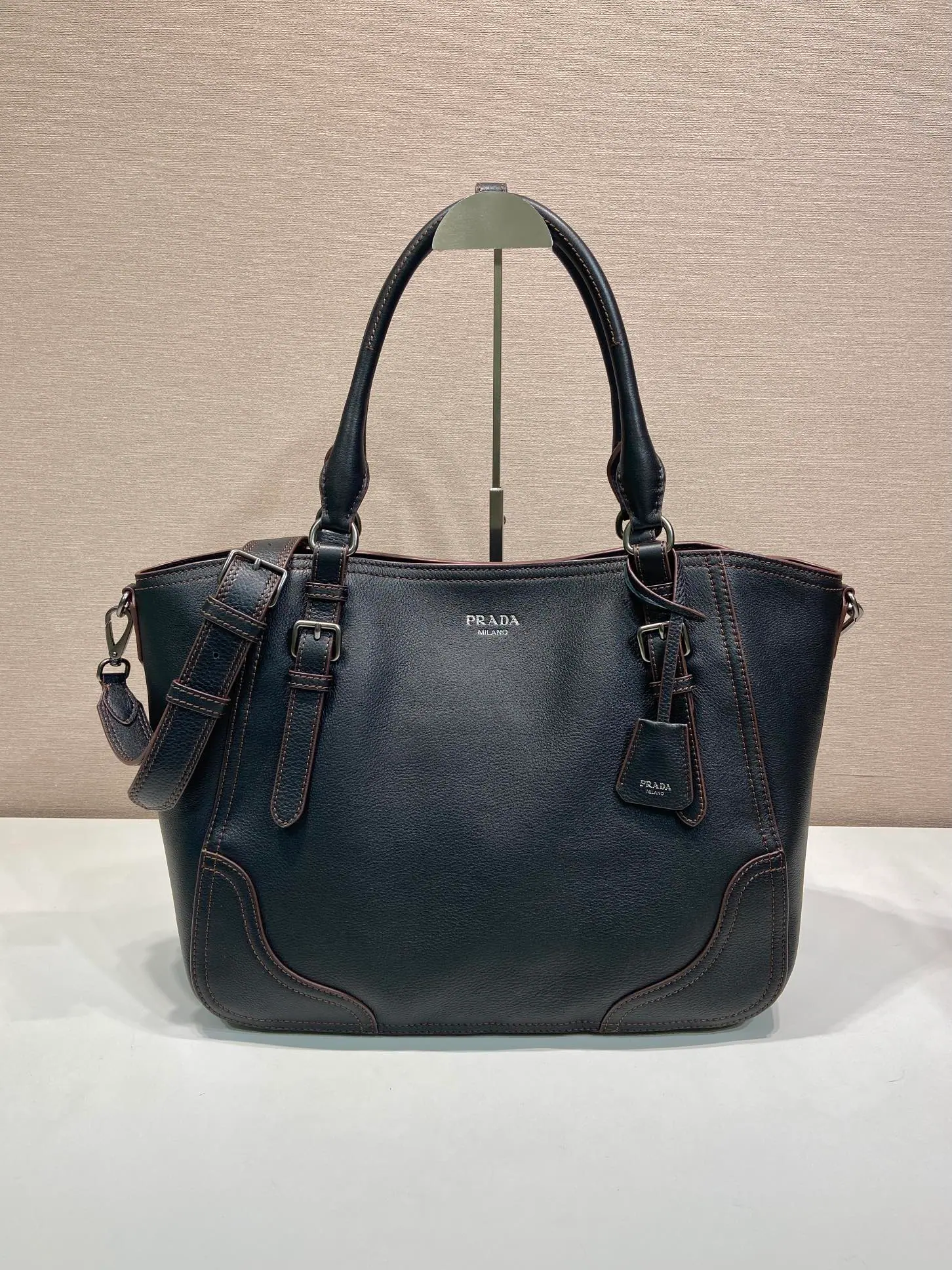 普拉达 Prada 大号皮革托特包 1BG602 38x32x14cm