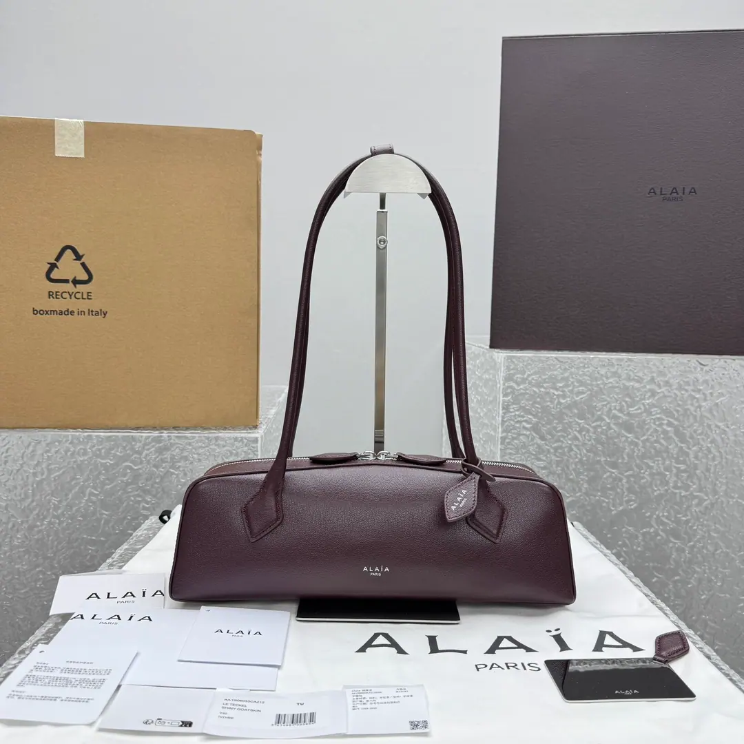 Alaia 阿莱亚 Le Teckel 皮革单肩包 33x10x11cm