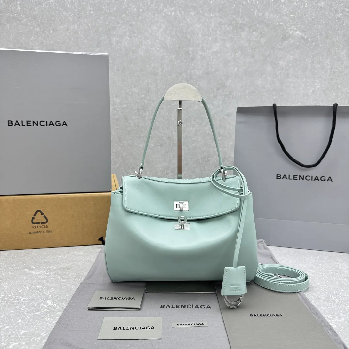 Balenciaga Rodeo 小号 28.9x20x9.9cm