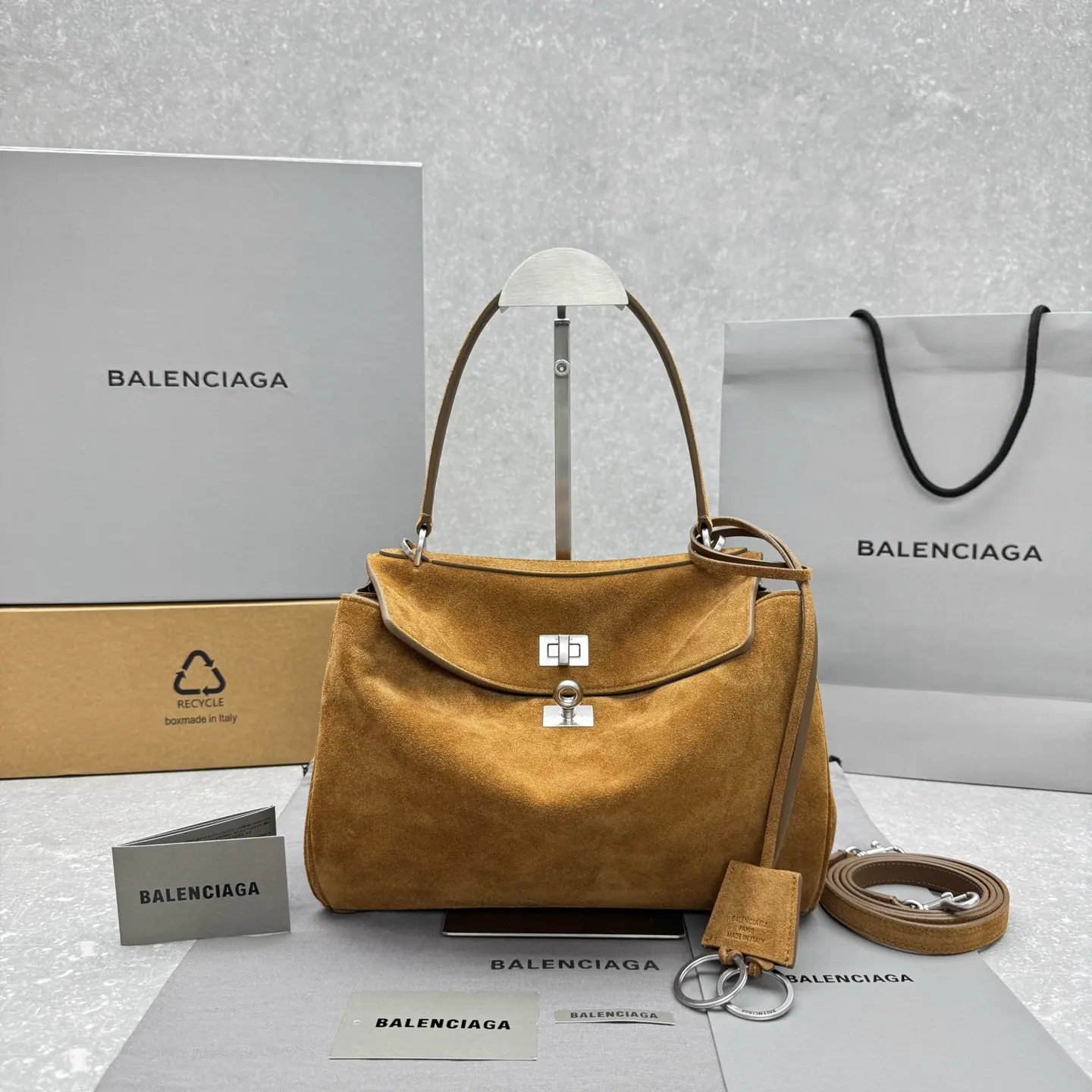 Balenciaga Rodeo 小号 28.9x20x9.9cm