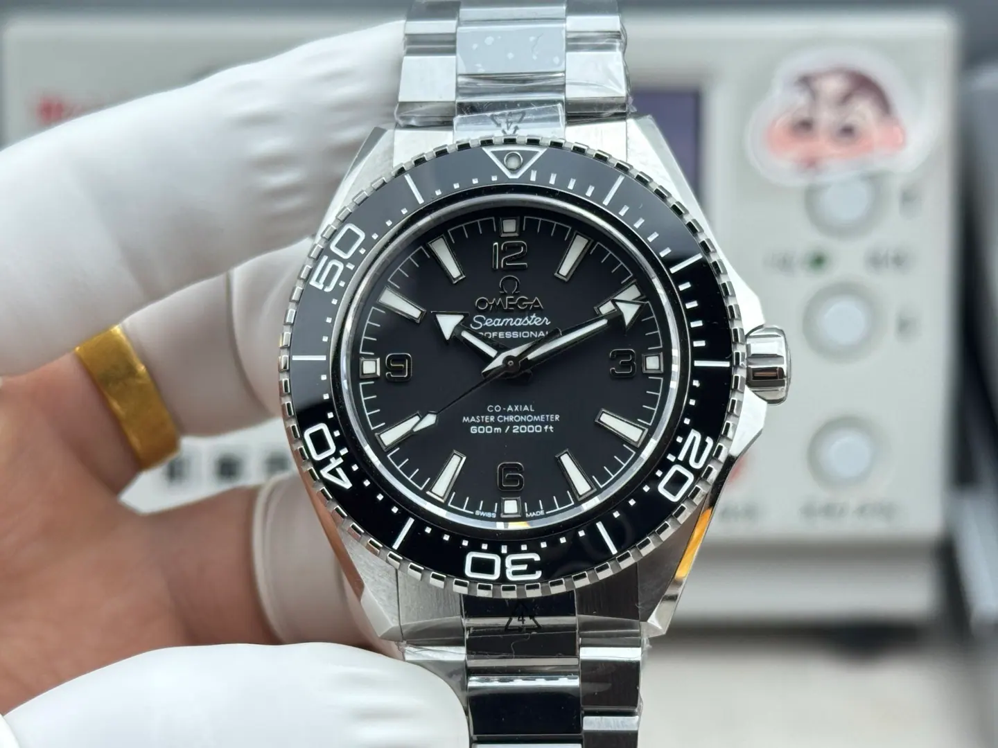 VS+ l 42mm l 海马 Planet Ocean 600M 217.32.42.21.01.003
