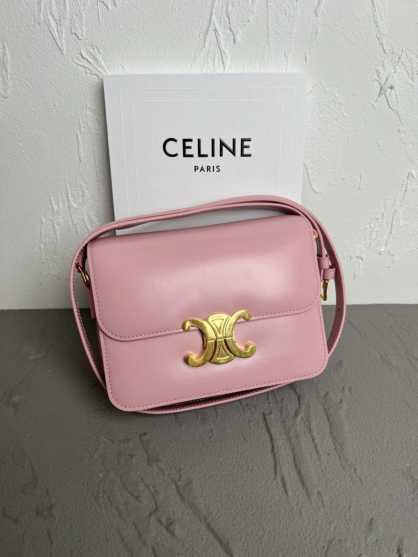 Celine Teen Triomphe 手袋 188423 18.5-14-6cm