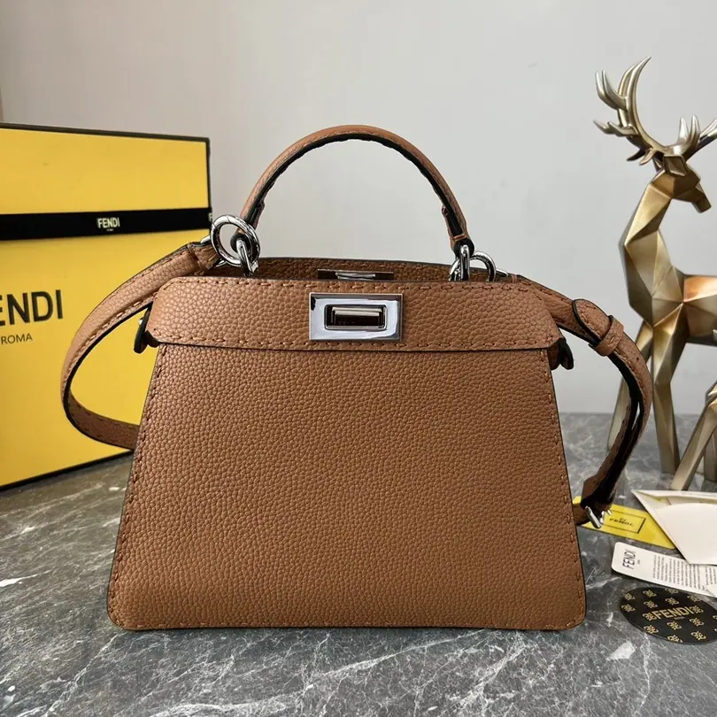 FENDI 小号 Peekaboo ISeeU 27*9.5*21cm