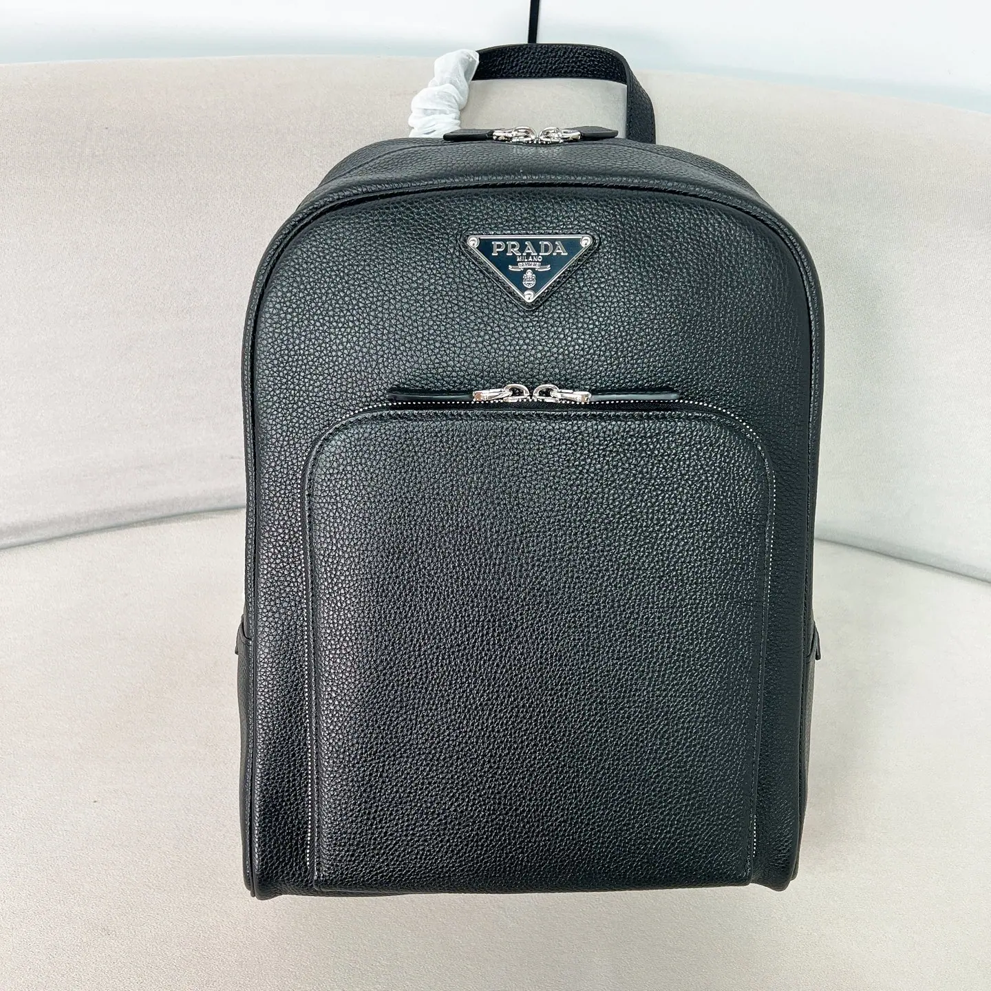 Prada 25FW Saffiano 皮革背包 2VZ102 30x43x12.5cm