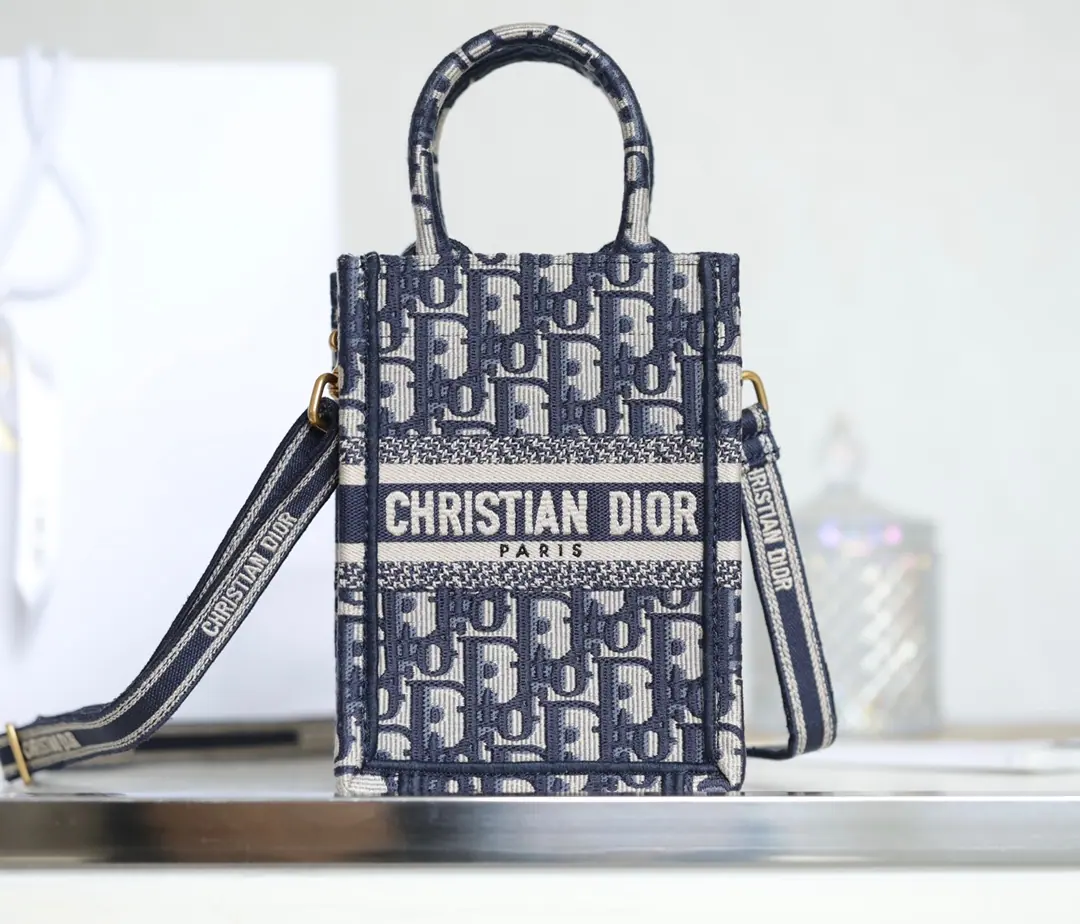 迪奥 Toile de Jouy Book Tote 迷你斜挎包 手机包 S5555CRGO