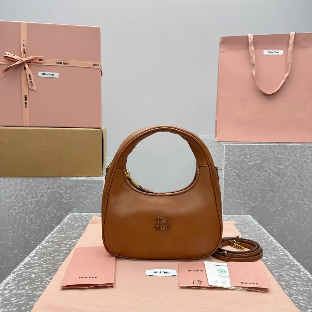 Miu Miu 女士手提包 5BC125 21x13x6.5cm