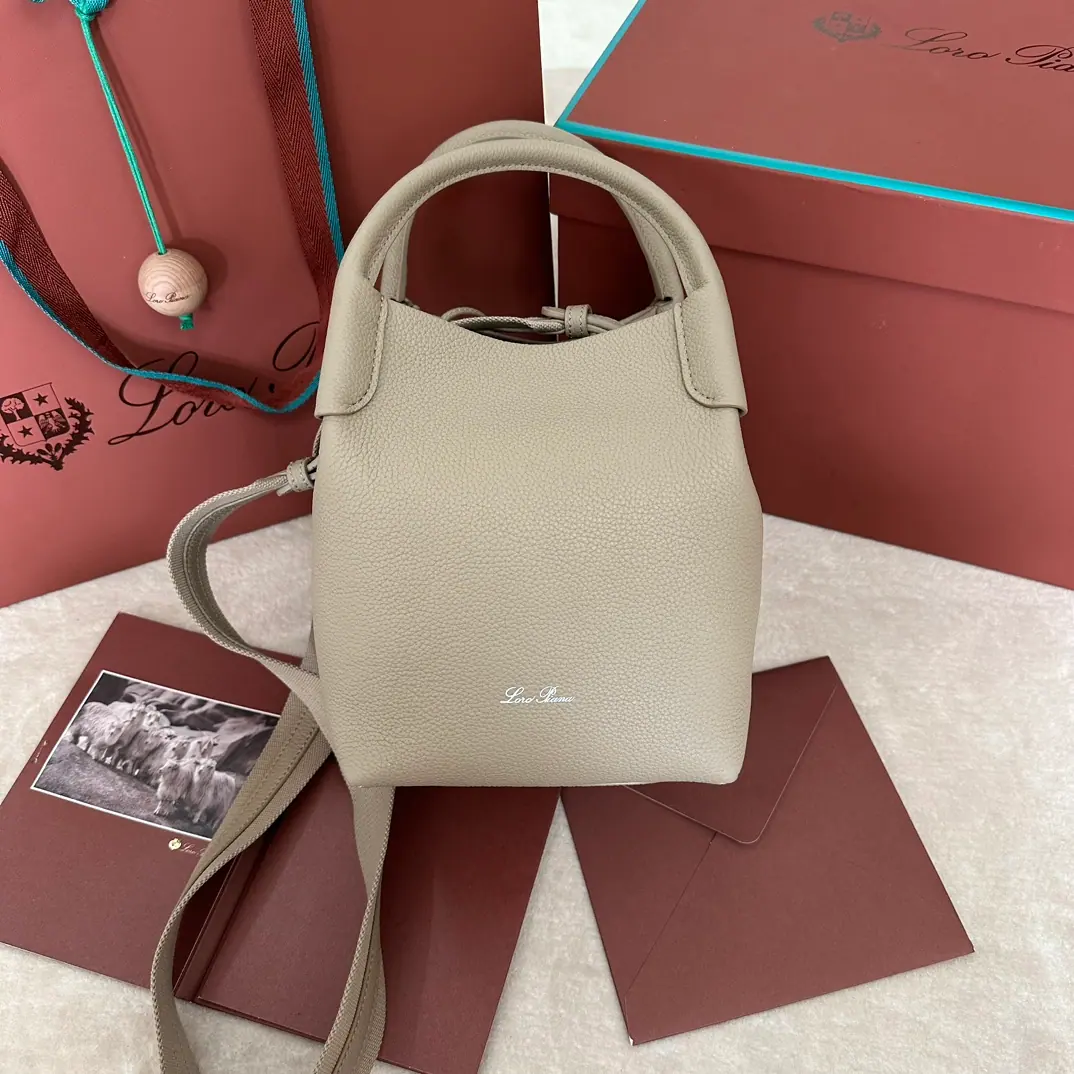 小号 Bale 包 17 x 21 x 17 厘米