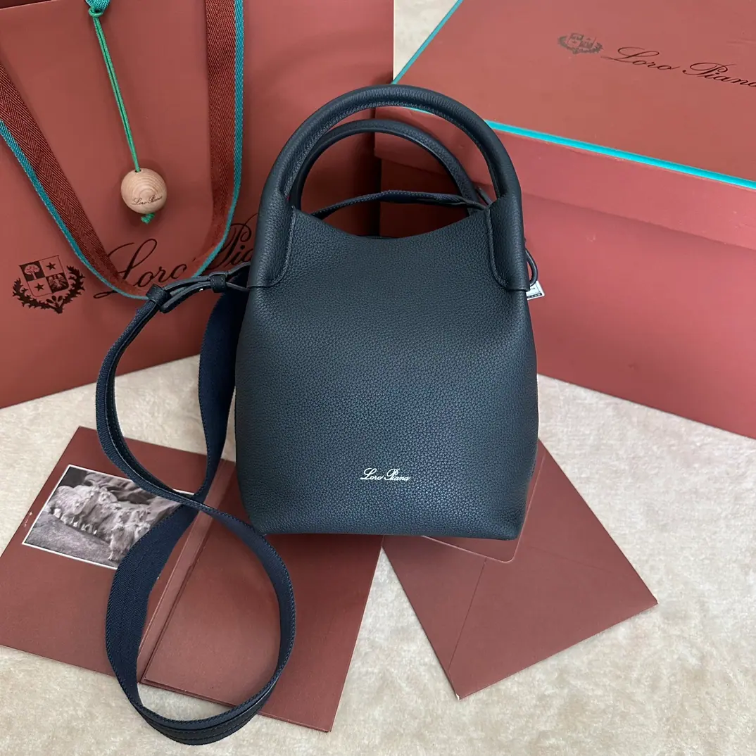小号 Bale 包 17 x 21 x 17 厘米