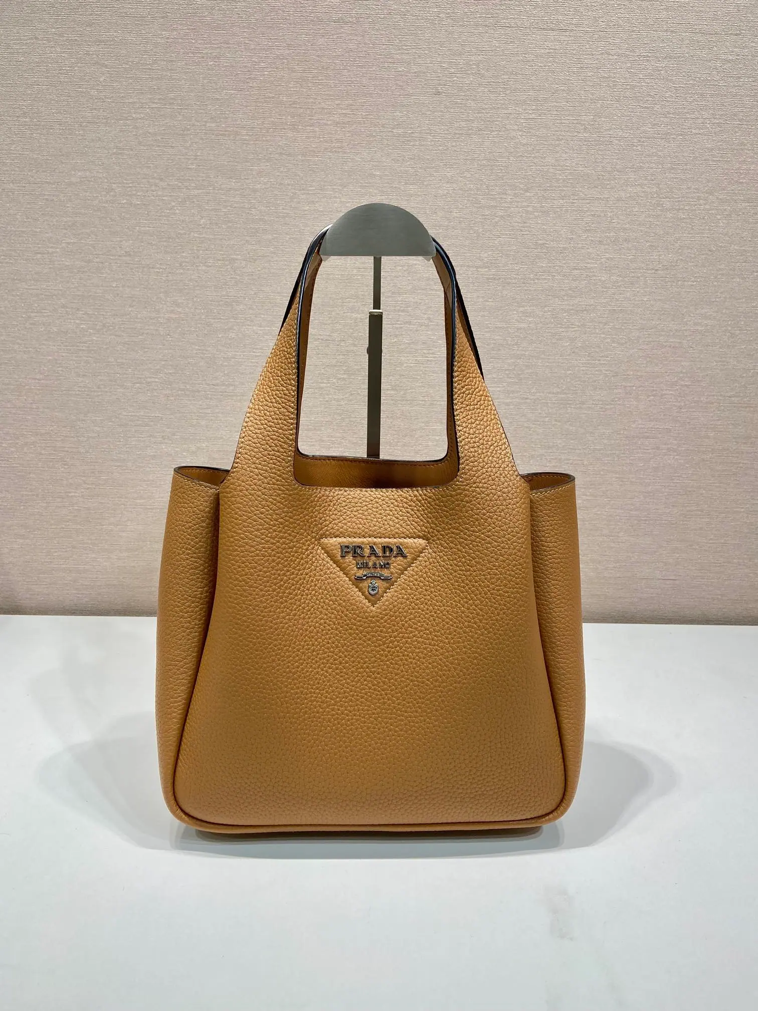 普拉达 Vitello 皮革托特包 1BG335 25x21.5x14cm