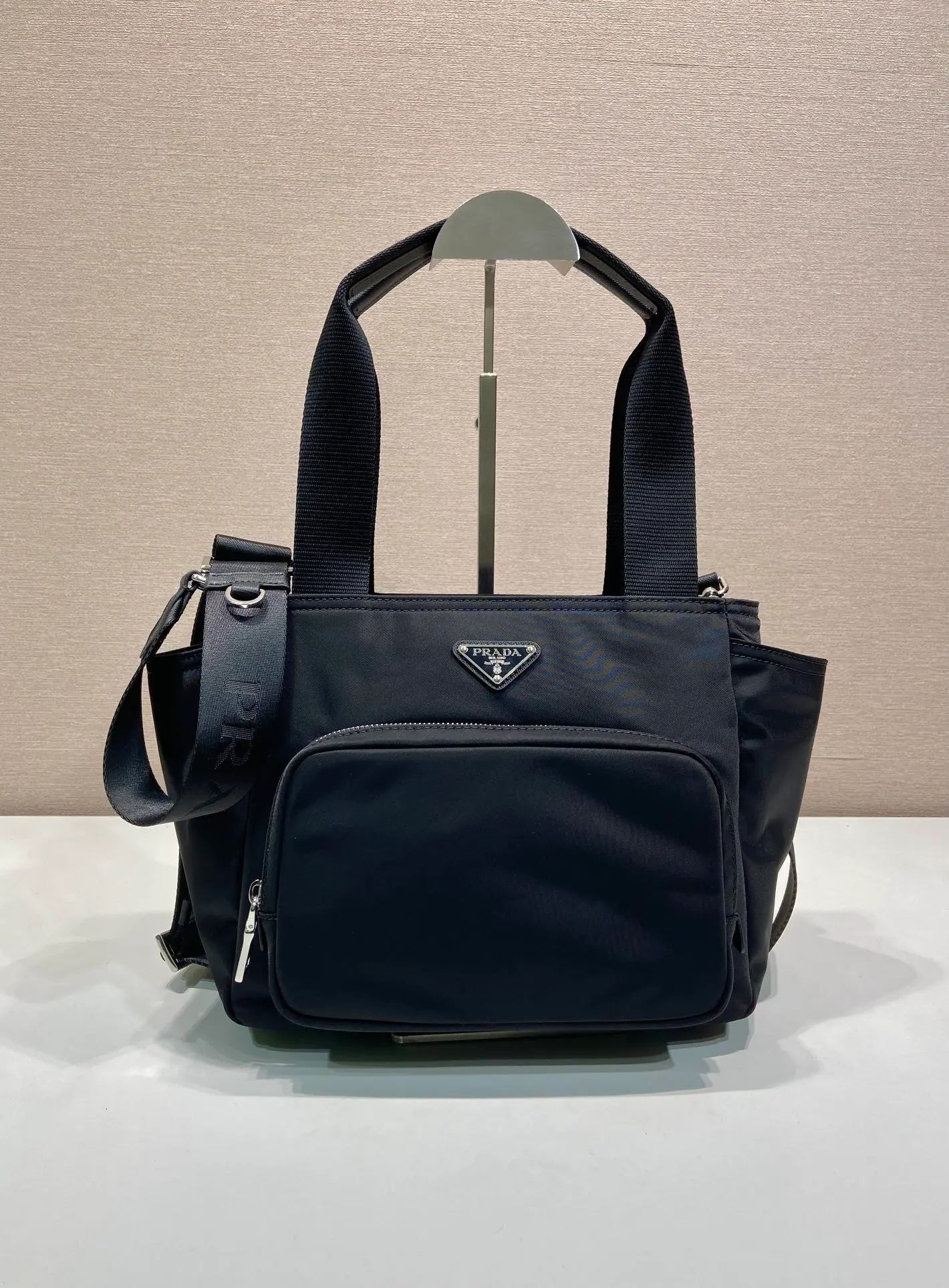 普拉达 Re-Nylon 托特包 1BG582 26x22x13cm
