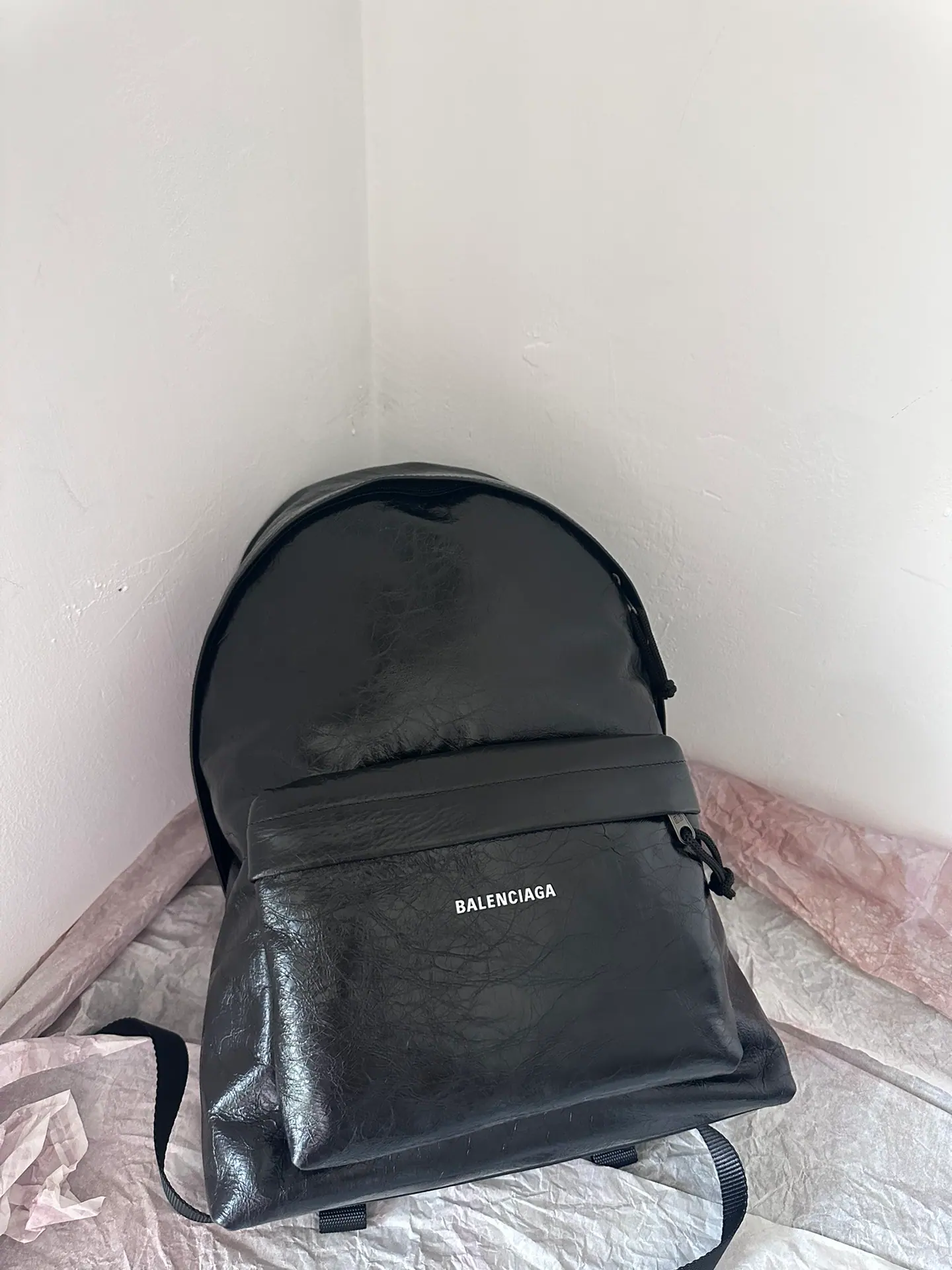 巴黎世家 Explorer 双肩包 31*12*46