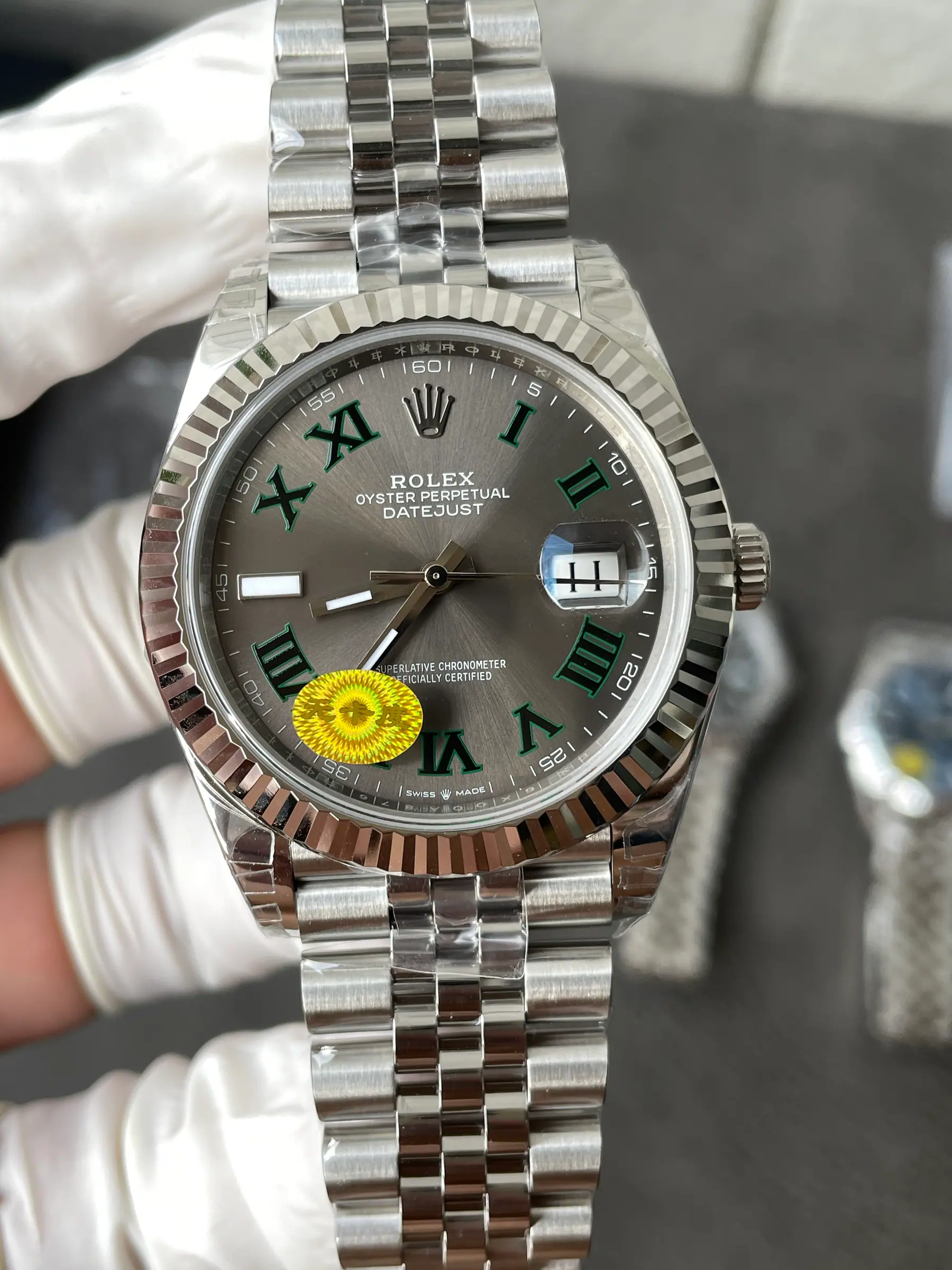 VS l 3235 自由摆轮（Free-sprung）｜41mm l 劳力士日志型 M126334