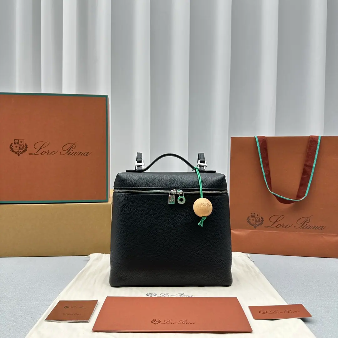 Loro Piana L23.5 背包 23×8X 22cm
