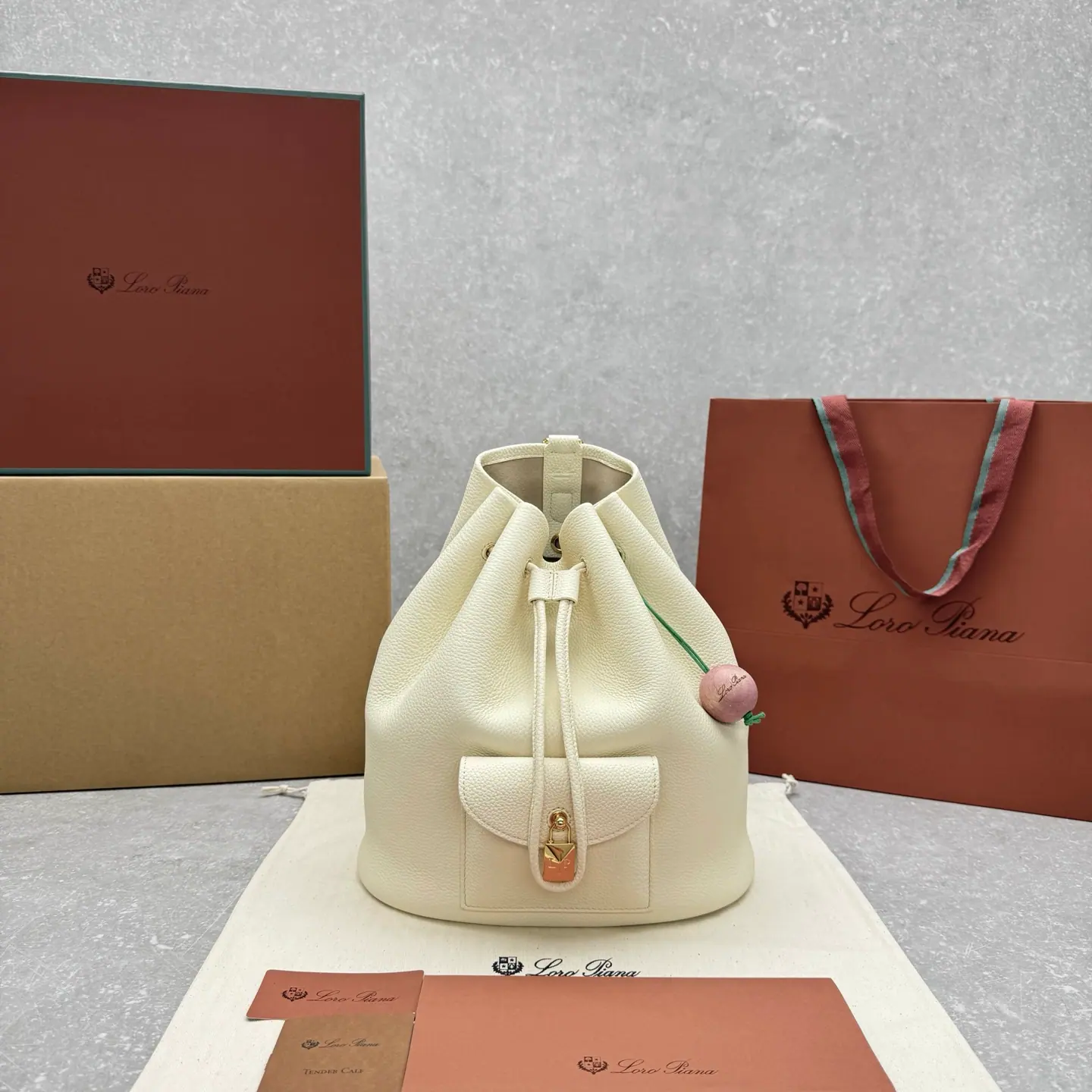Loro Piana Extra Pocket 双肩包 26×16×26cm