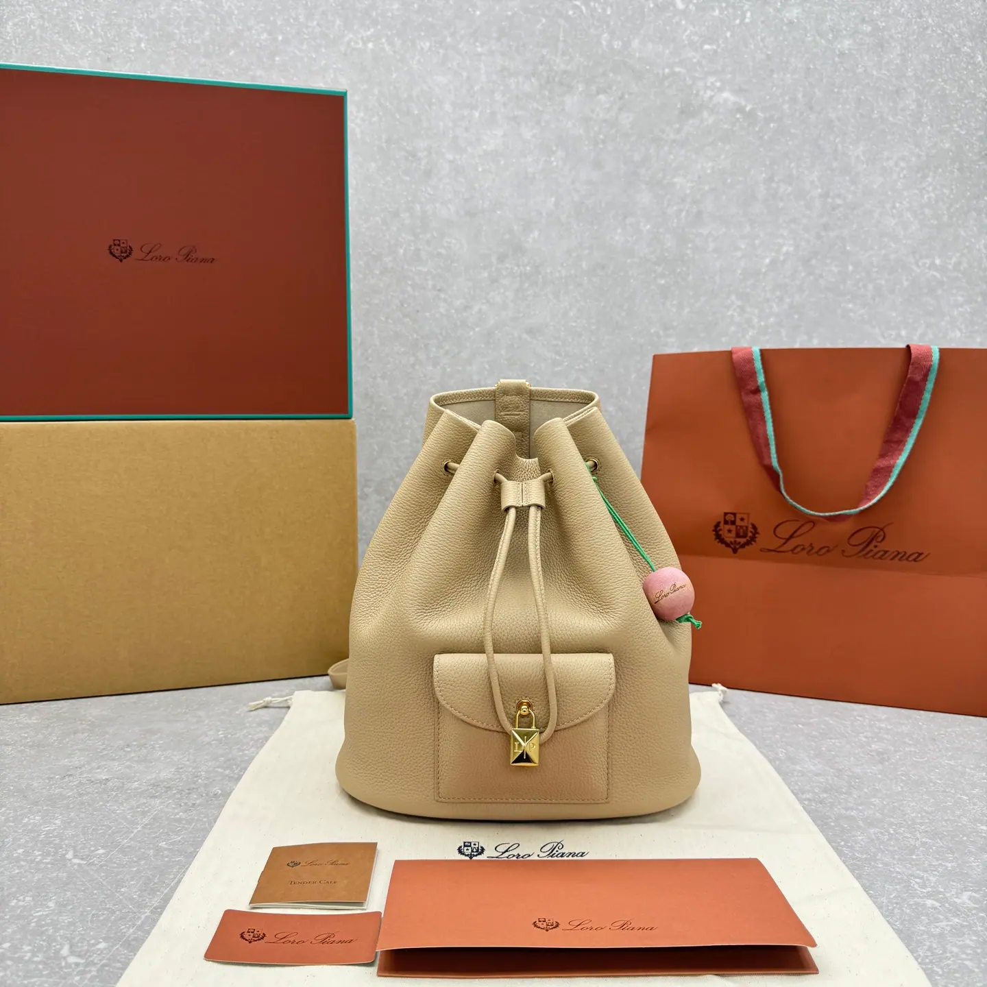 Loro Piana Extra Pocket 双肩背包 26×16×26cm