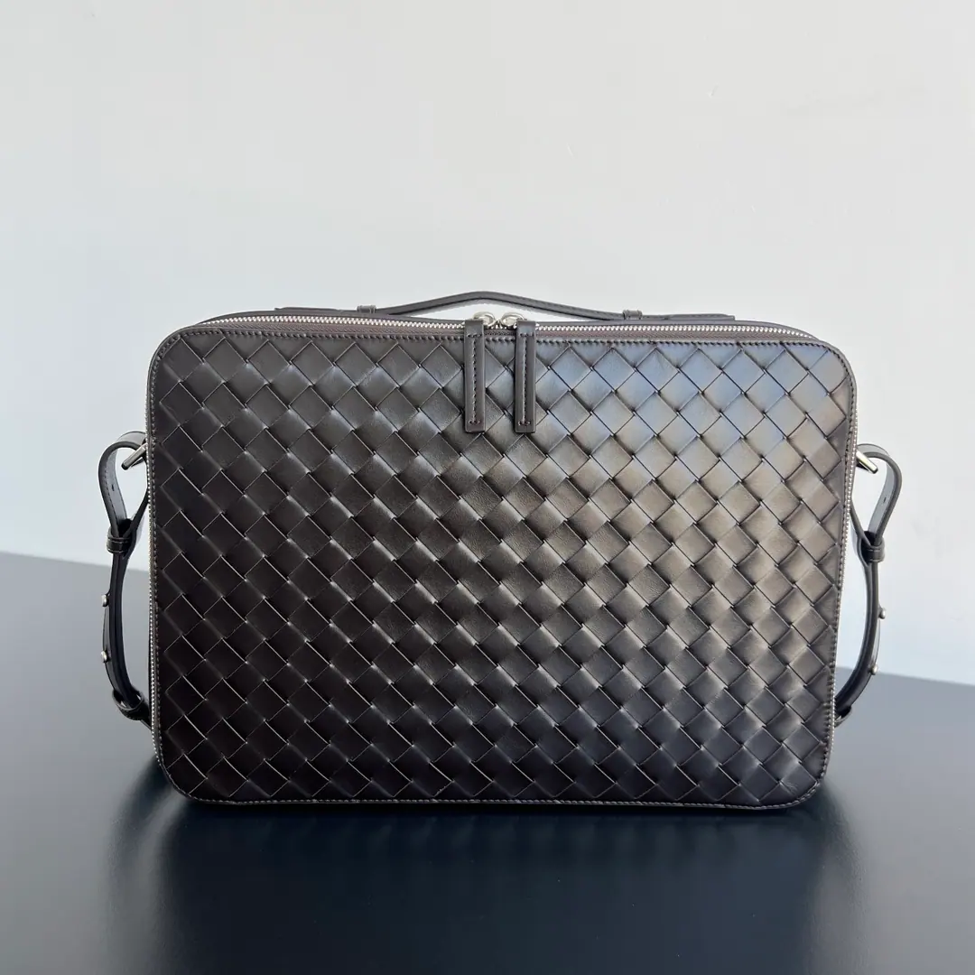 Bottega Veneta Getaway 纤薄公文包 786662 38*26*6.5cm