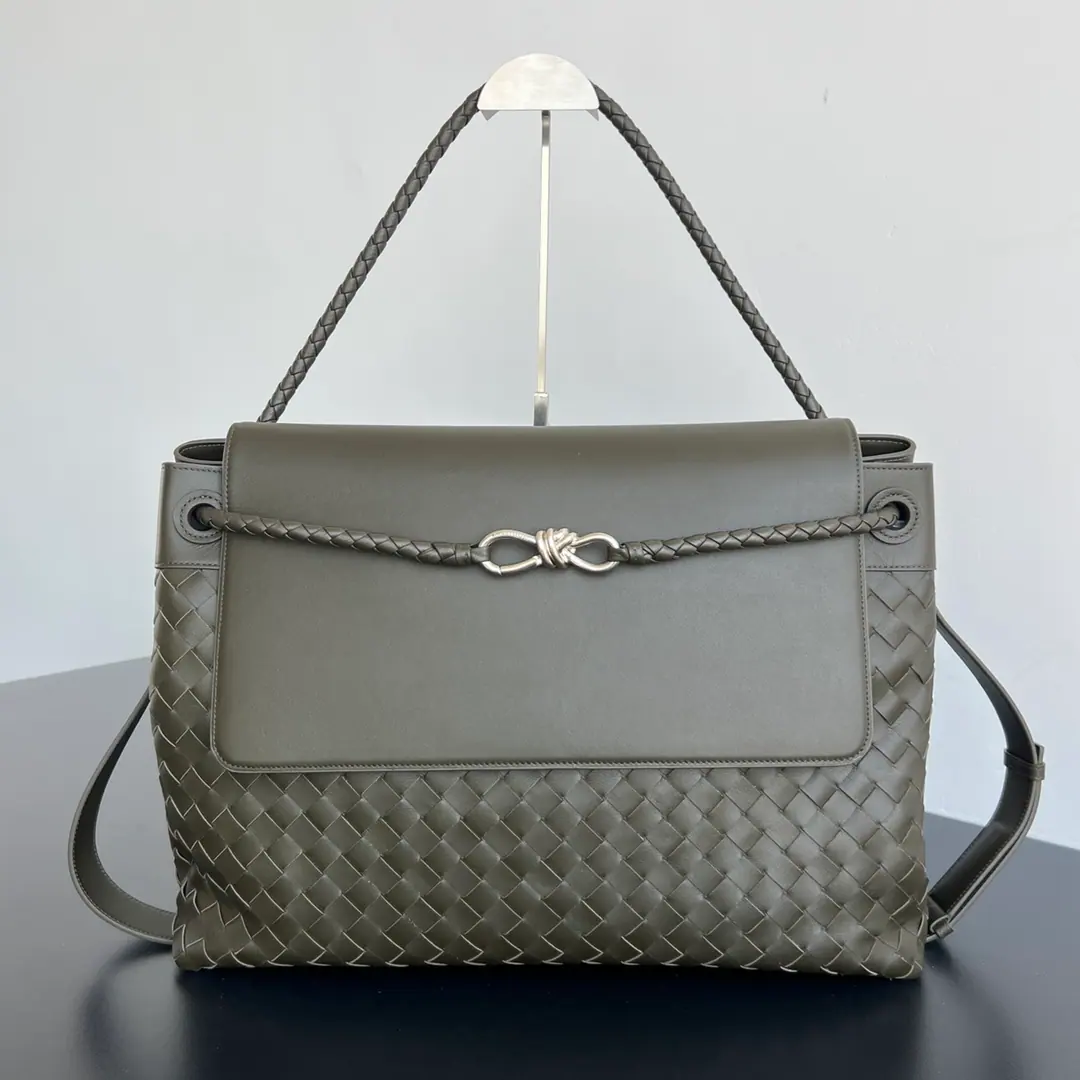 Bottega Veneta Andiamo 斜挎包 807715 37x26x13