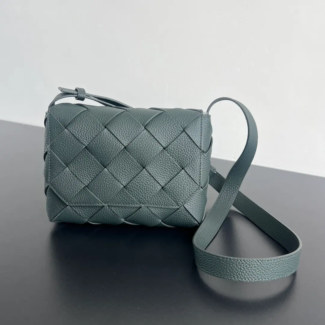 Bottega Veneta Diago 斜挎包 795637 22.5x16.5x5.5cm