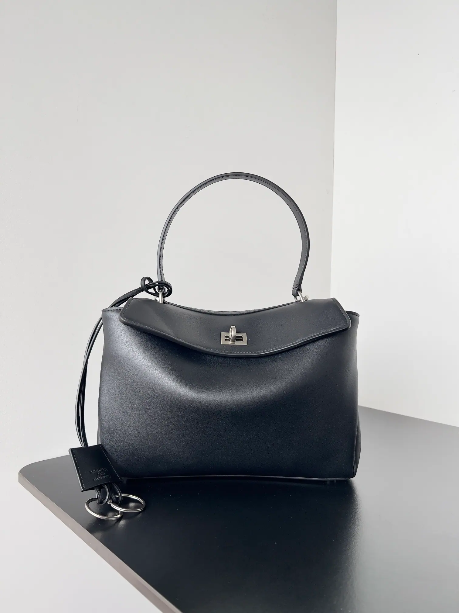 Balenciaga Rodeo 小号 28.9x20x9.9cm
