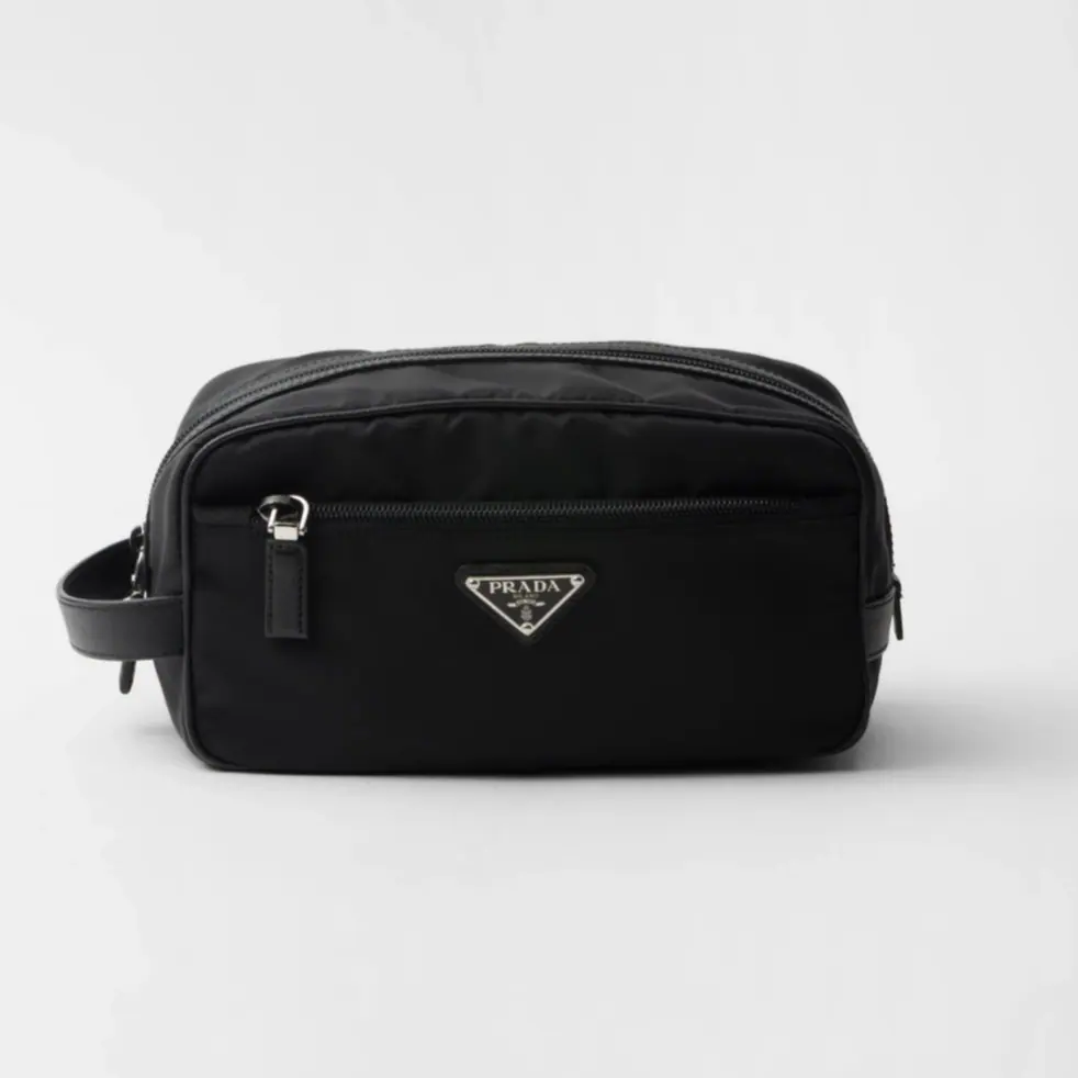 普拉达 Re-Nylon Saffiano 手拿包 2NA819 22*12.5*11cm