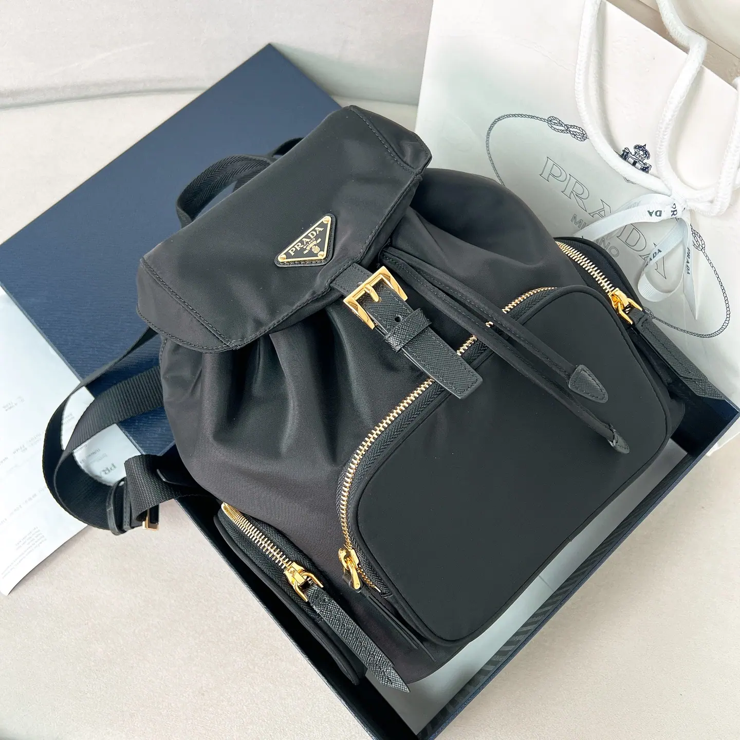 普拉达 Re-Nylon 双肩背包 1BZ081 24.5x29x12cm