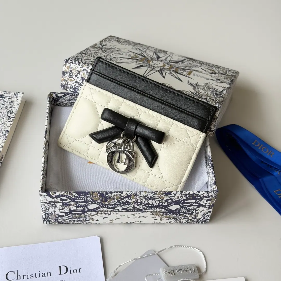 迪奥 Lady Dior 弗里吉亚卡包
