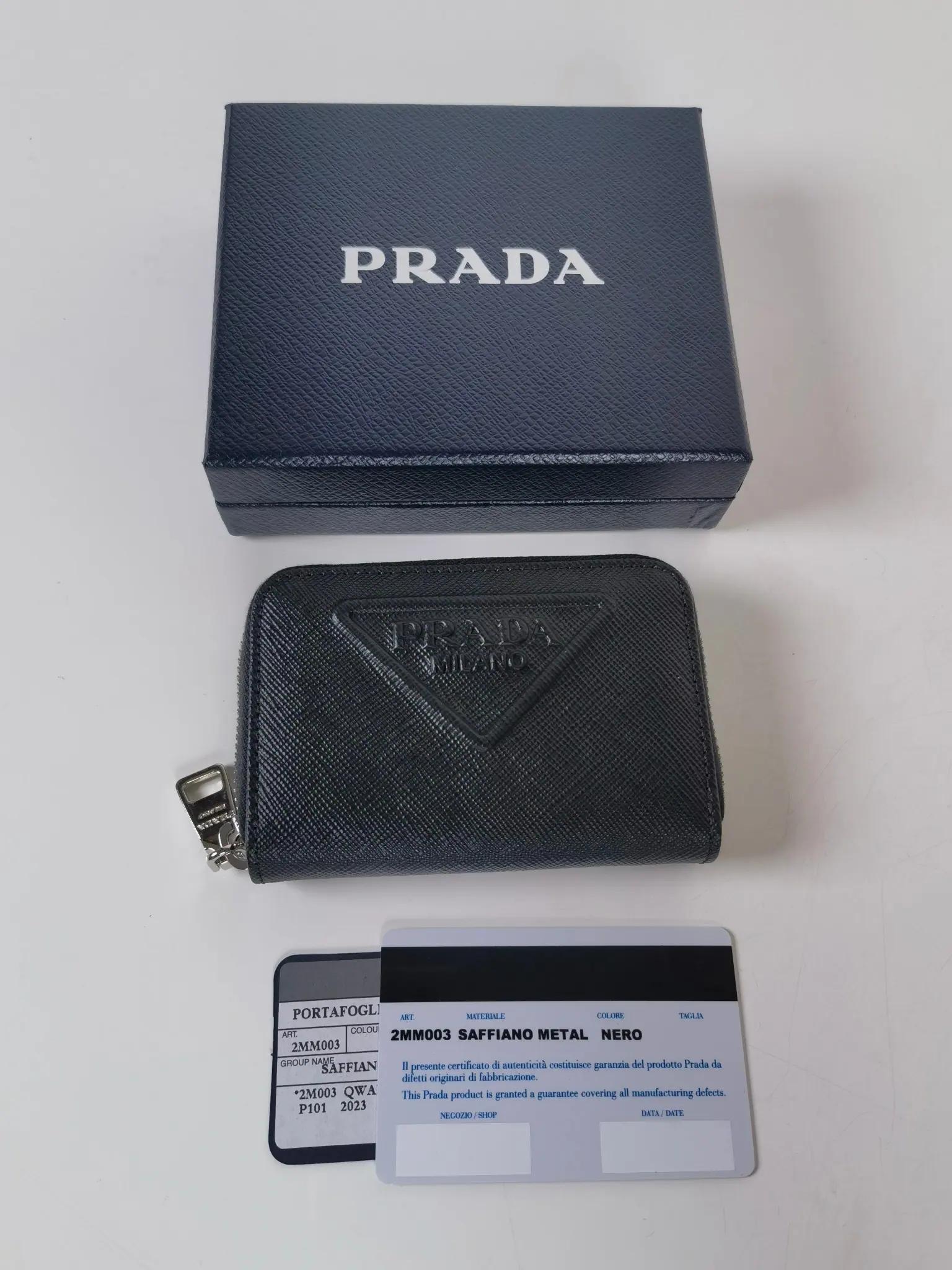 Prada Saffiano 皮革卡包 2MM003
