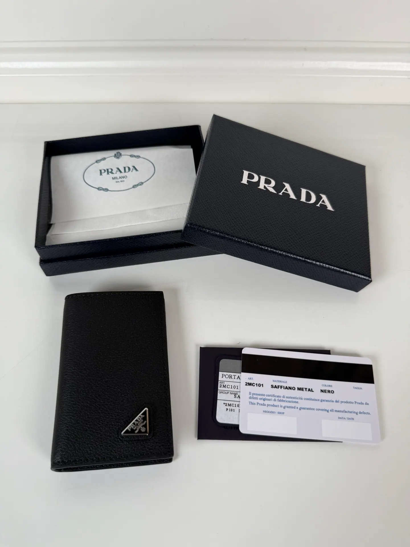 Prada Saffiano 皮革卡片夹 2MC101 11X7cm