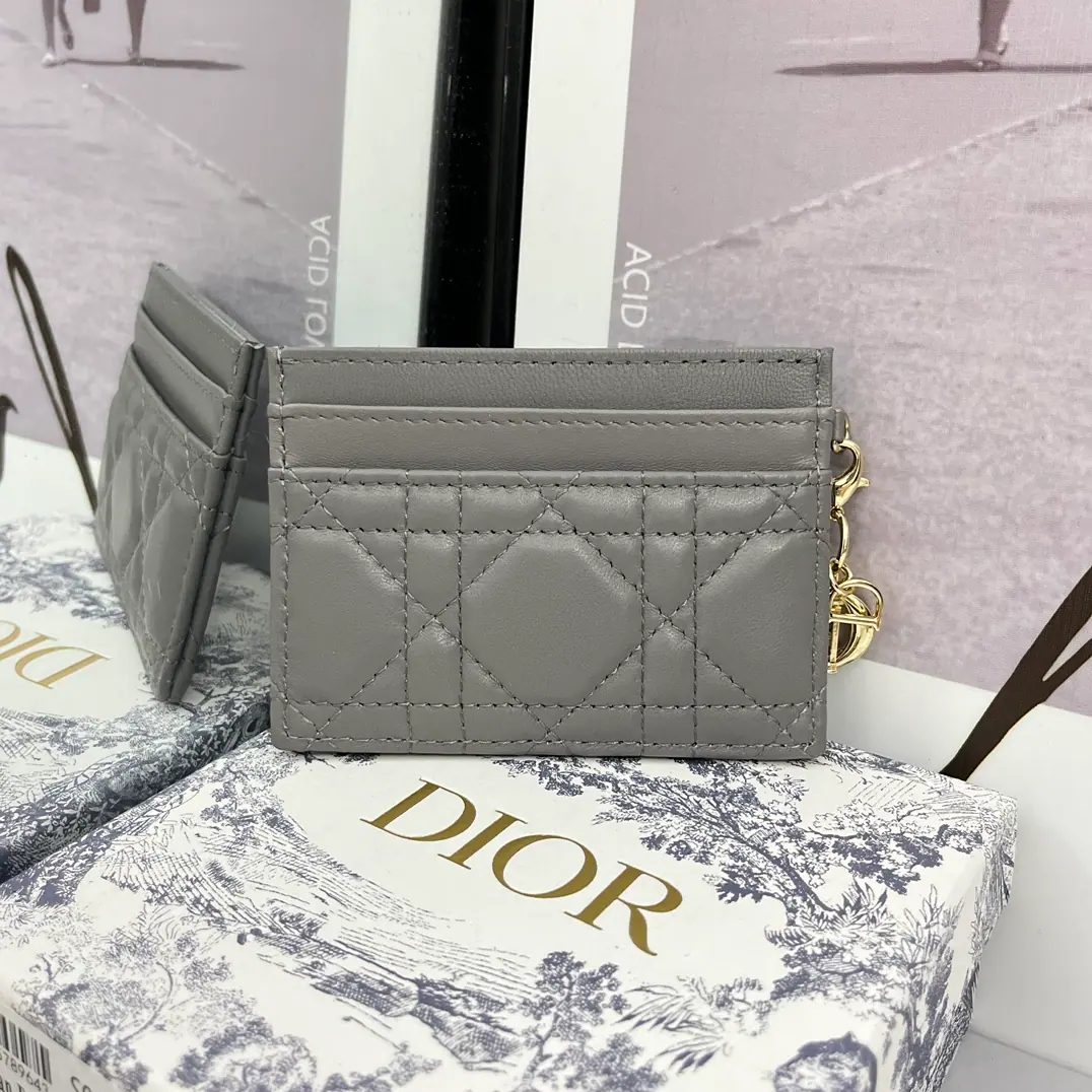 Lady Dior Freesia 卡包