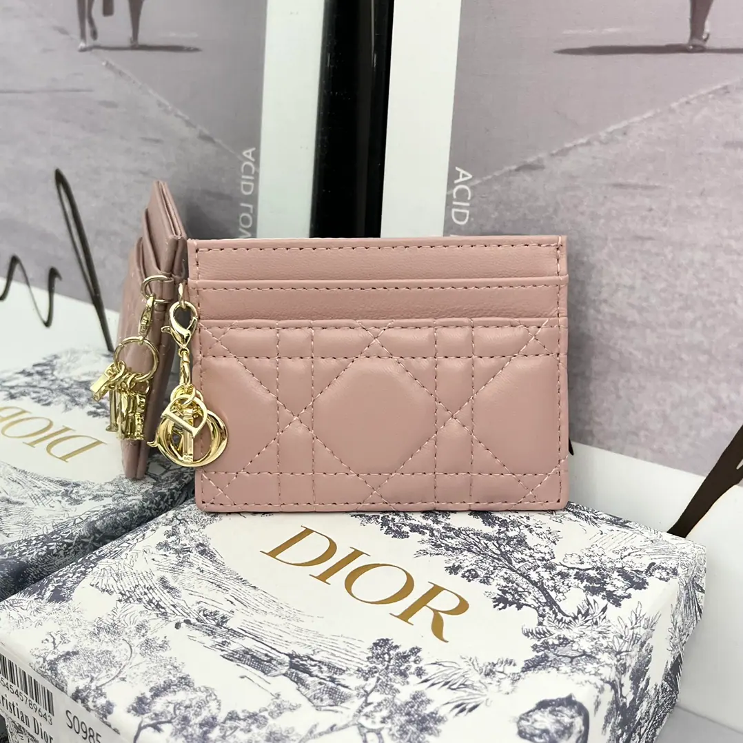 Lady Dior Freesia 卡包