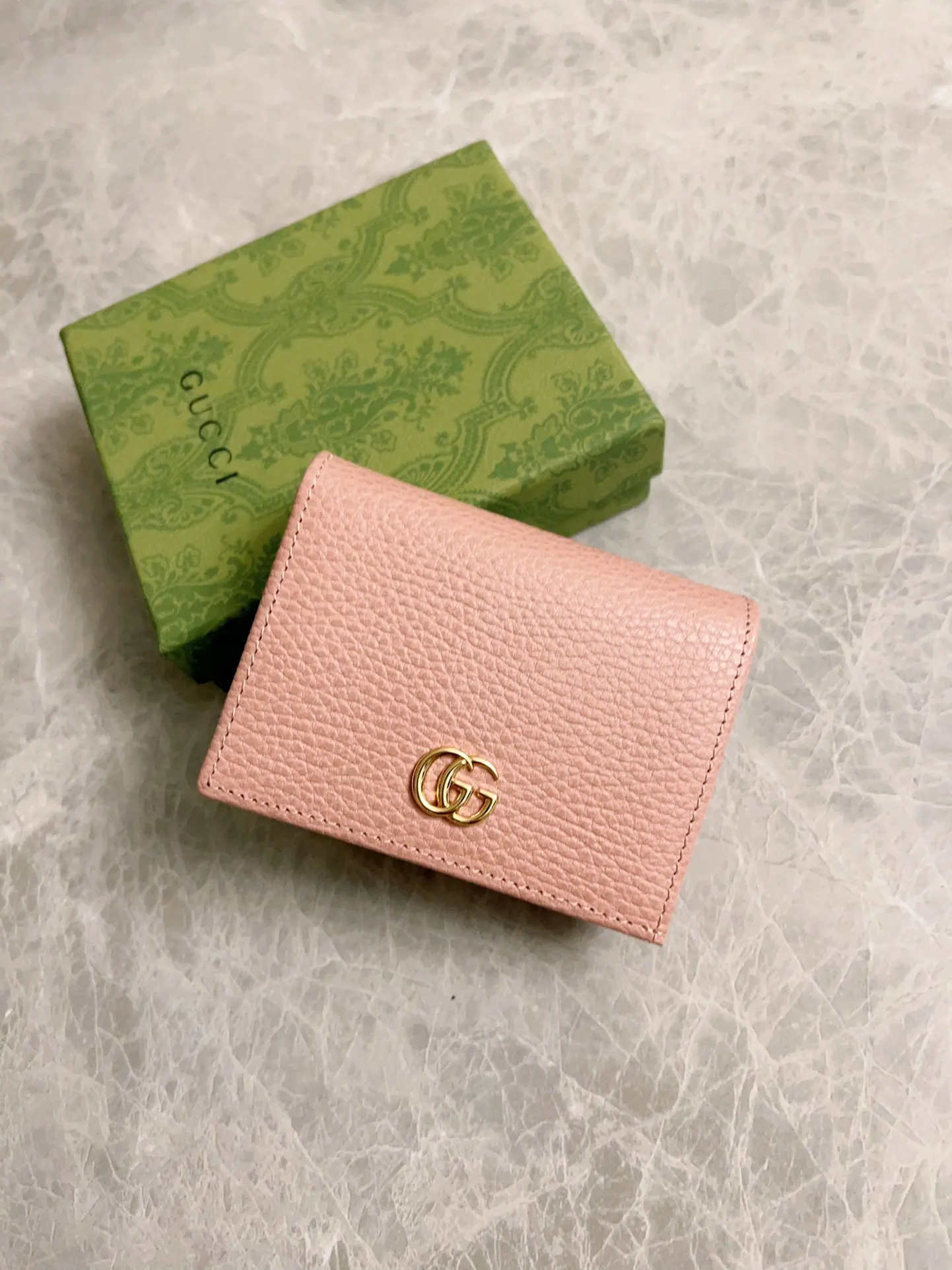 GG Marmont Gucci 皮革卡包