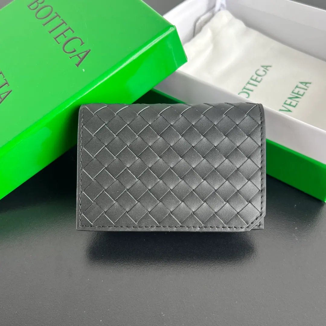 Bottega Veneta 皮革卡包 805825 11x7.5x2.5cm