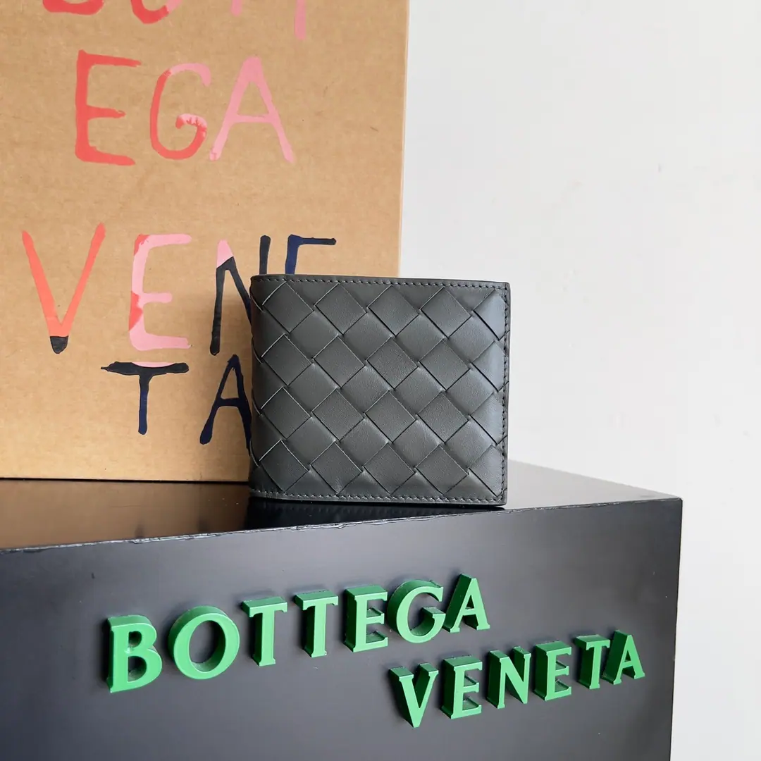 Bottega Veneta Intrecciato 折叠式钱包 605721 11*9.5*1cm
