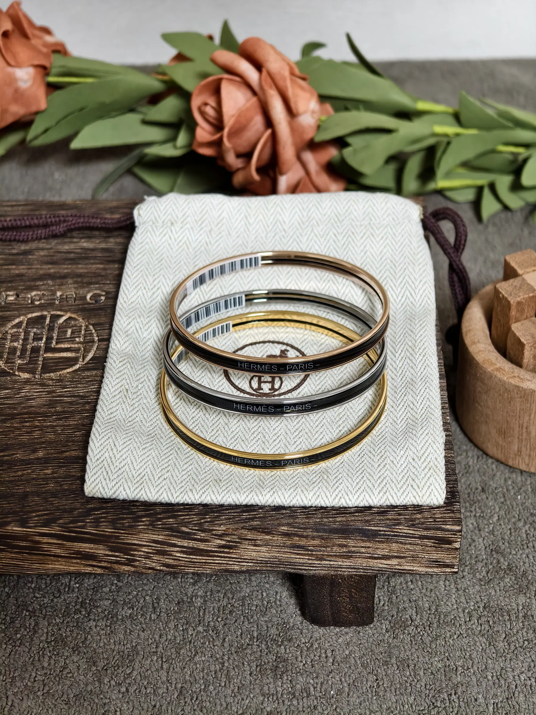 爱马仕 Uni bangle 手镯