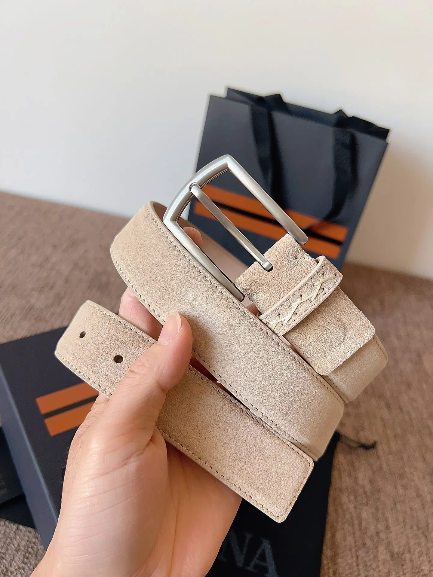 Zegna 麂皮搭扣腰带 3.5cm
