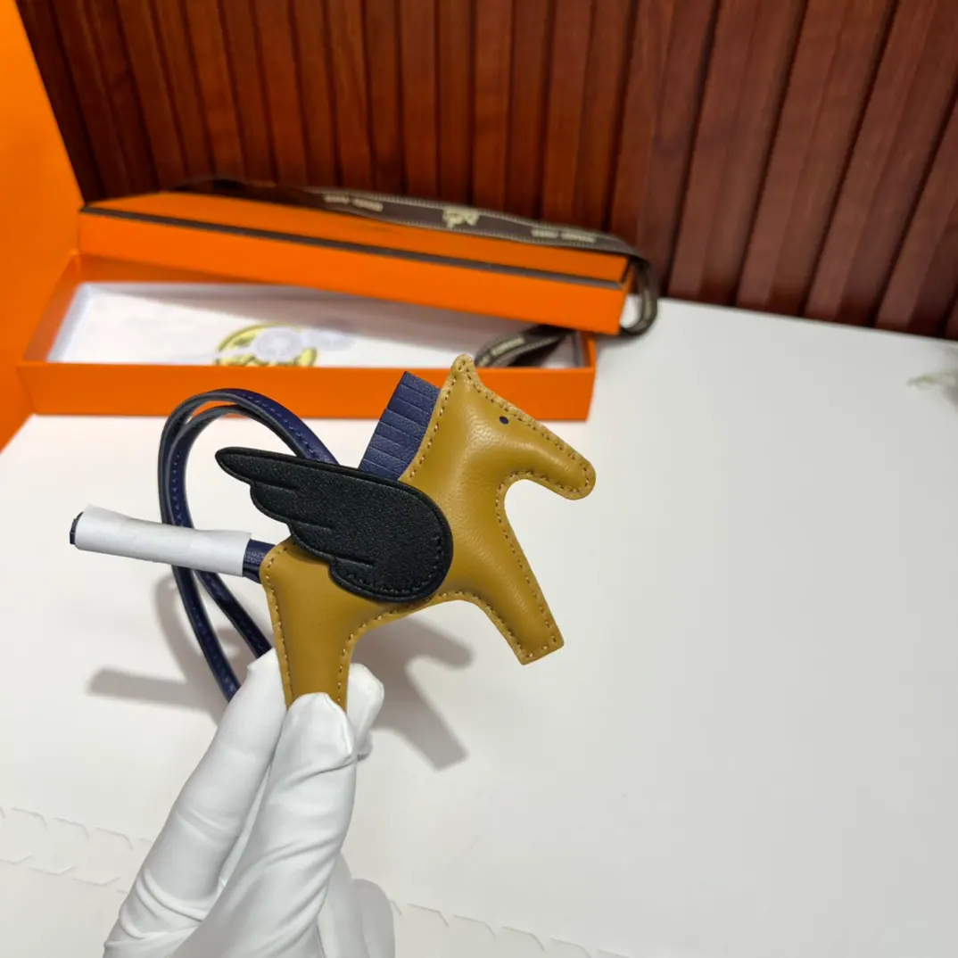 爱马仕 Robeo 全新商品