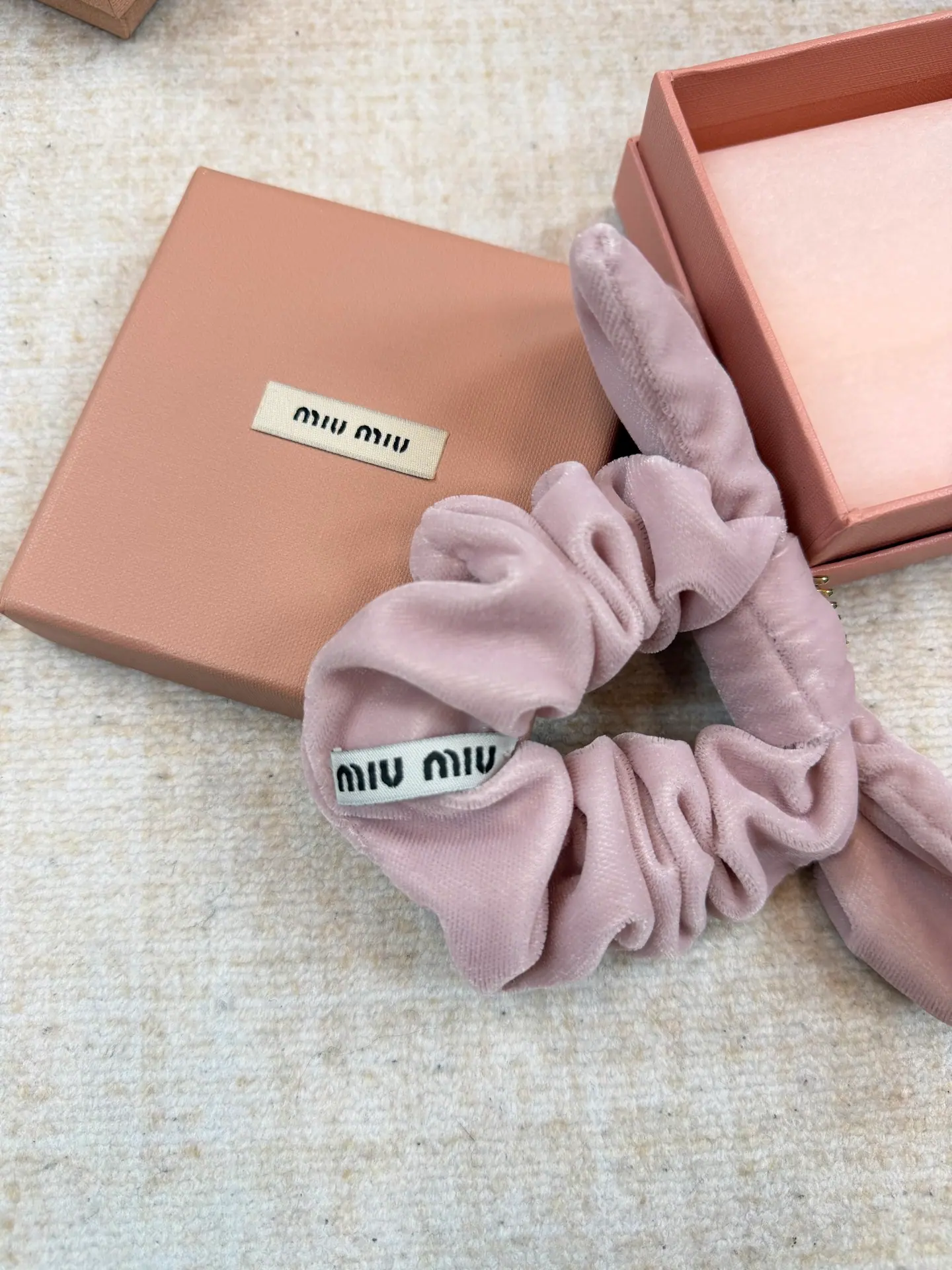 Miu Miu 浅粉色发带