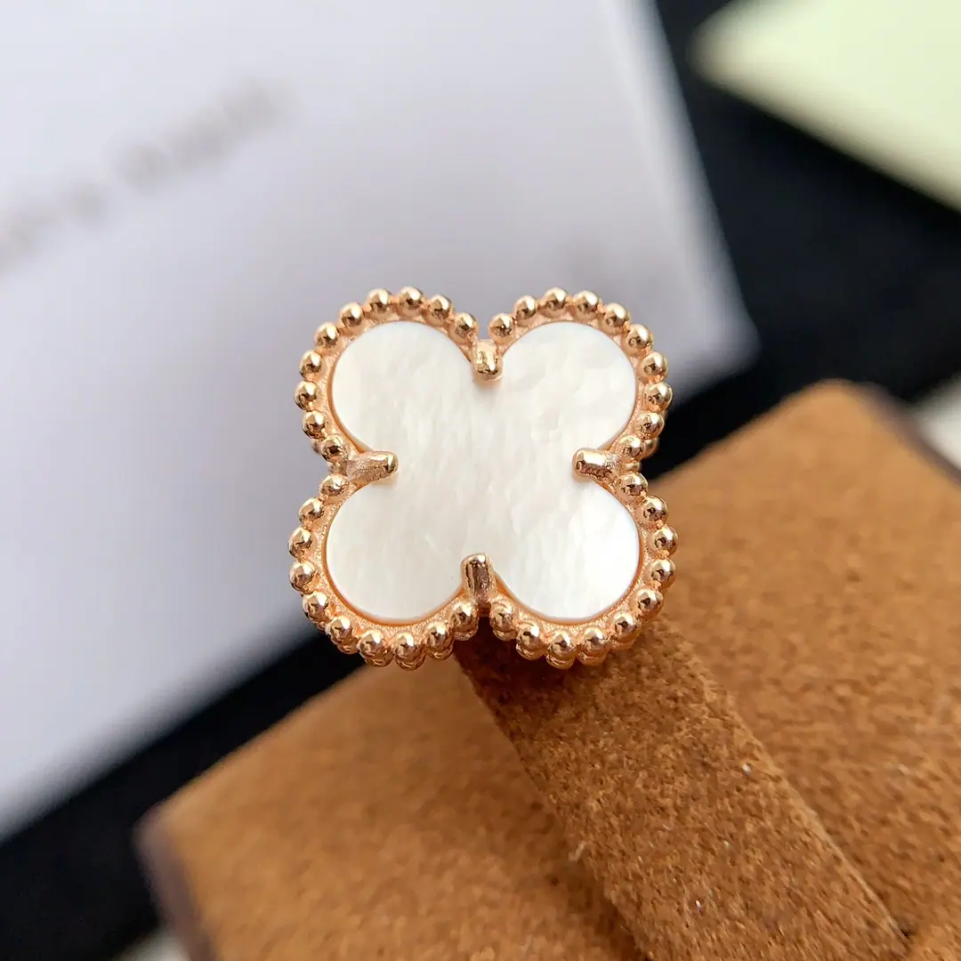 Van Cleef & Arpels - 复古四叶幸运草耳环