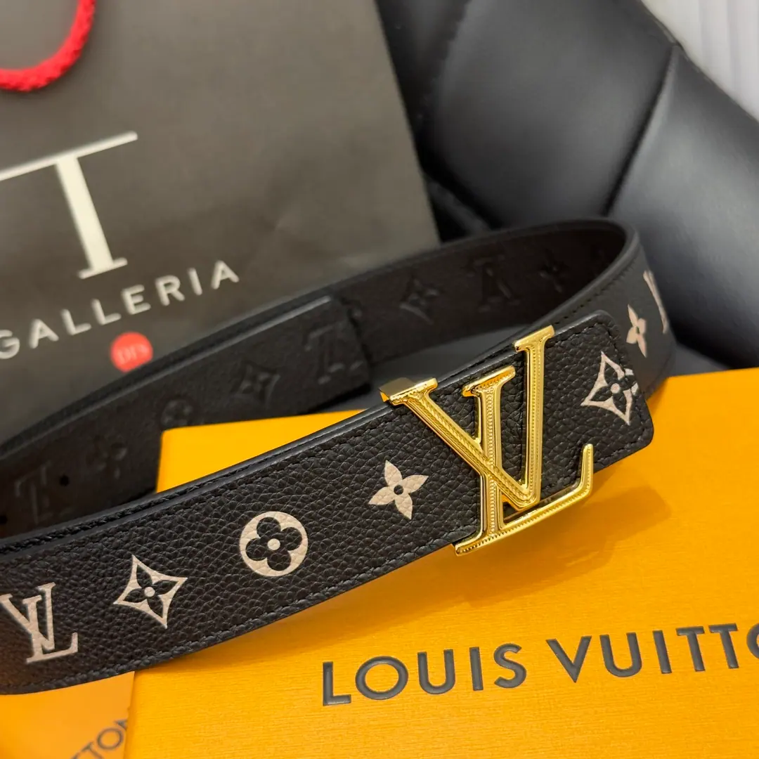 路易威登 LV 标志性双面腰带 M8386V