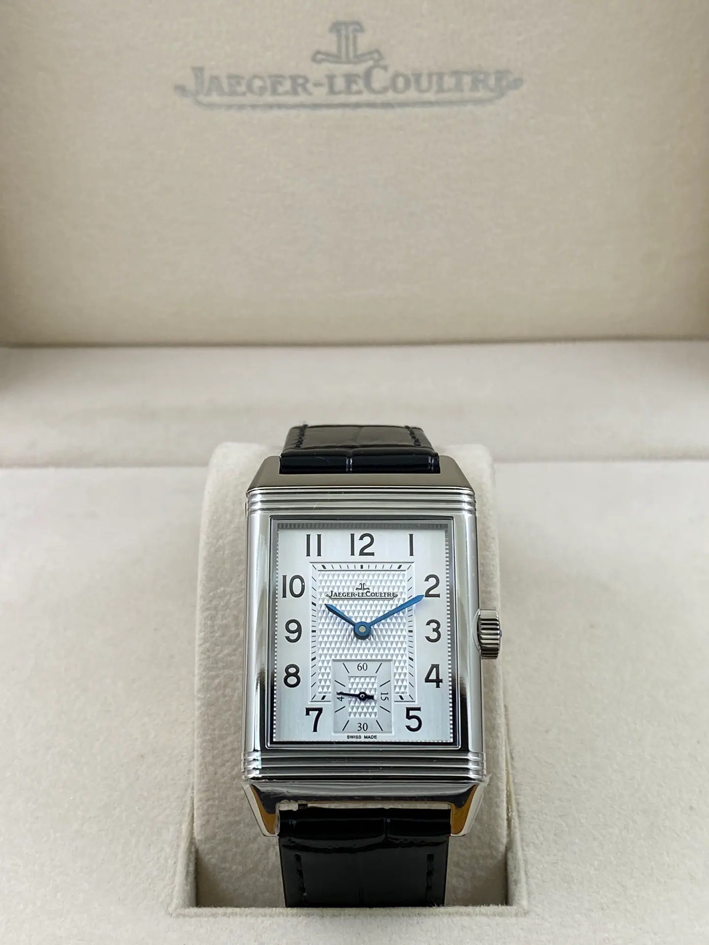 MG l 854A/2 l 45.6 x 27.4 l 积家 Reverso Tribute