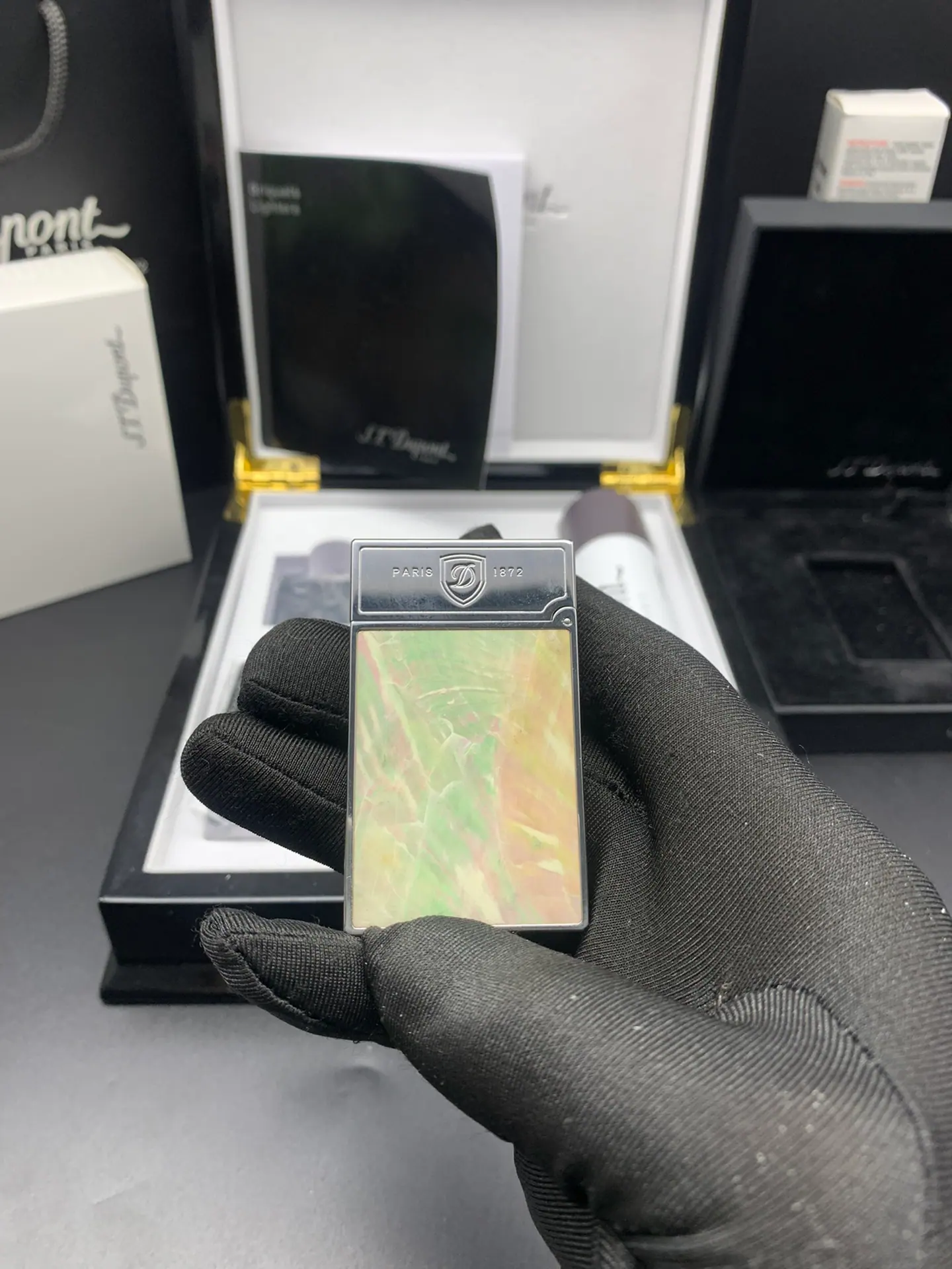 S.T. Dupont Ligne 2 兰生打火机