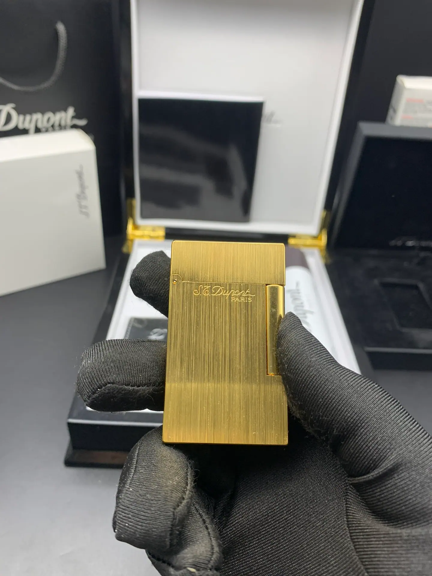 S.T. Dupont Ligne 2 兰生打火机